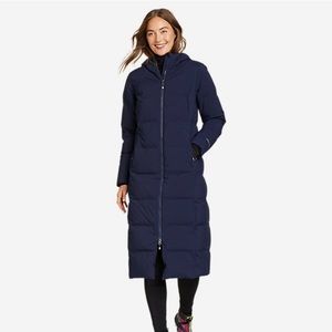 Eddie Bauer Women’s Navy Down Puffer Coat - Like New
